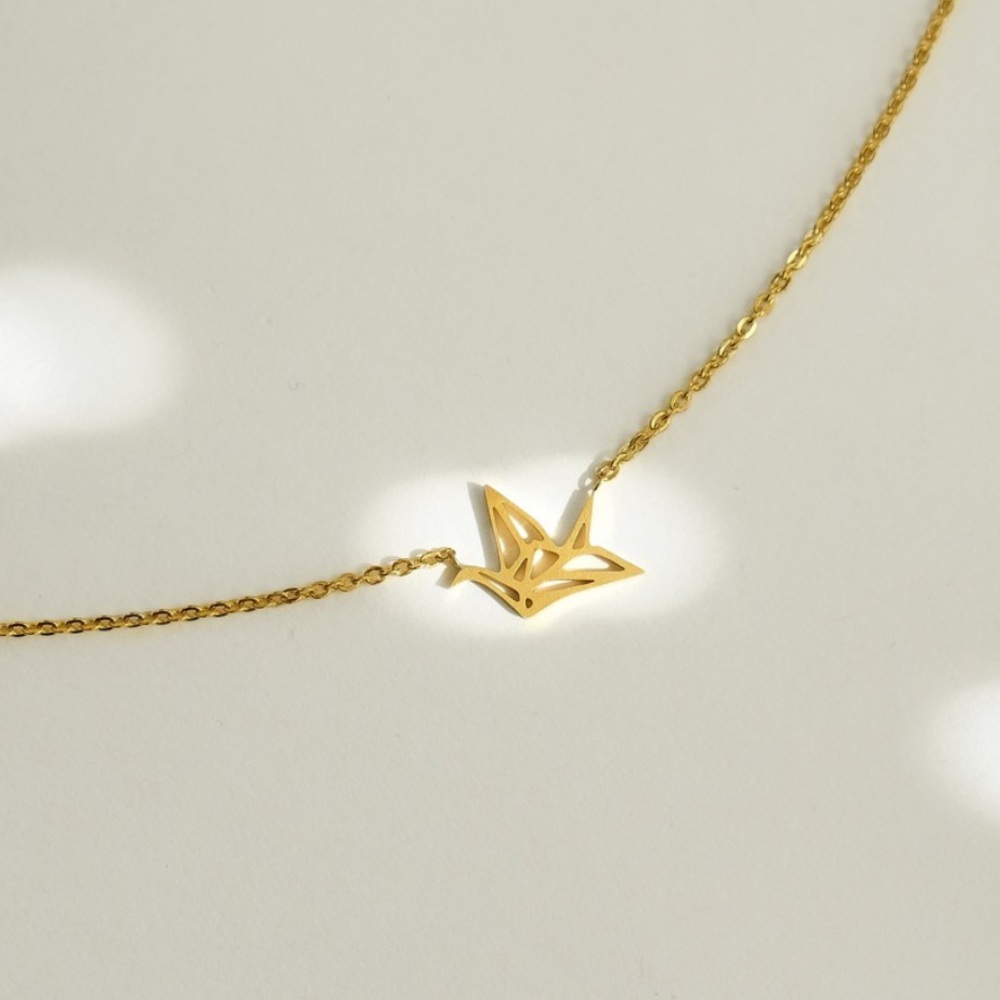 Paper Bird Dainty Necklace | Gold plated Stainless steel - Picture 2 of 5